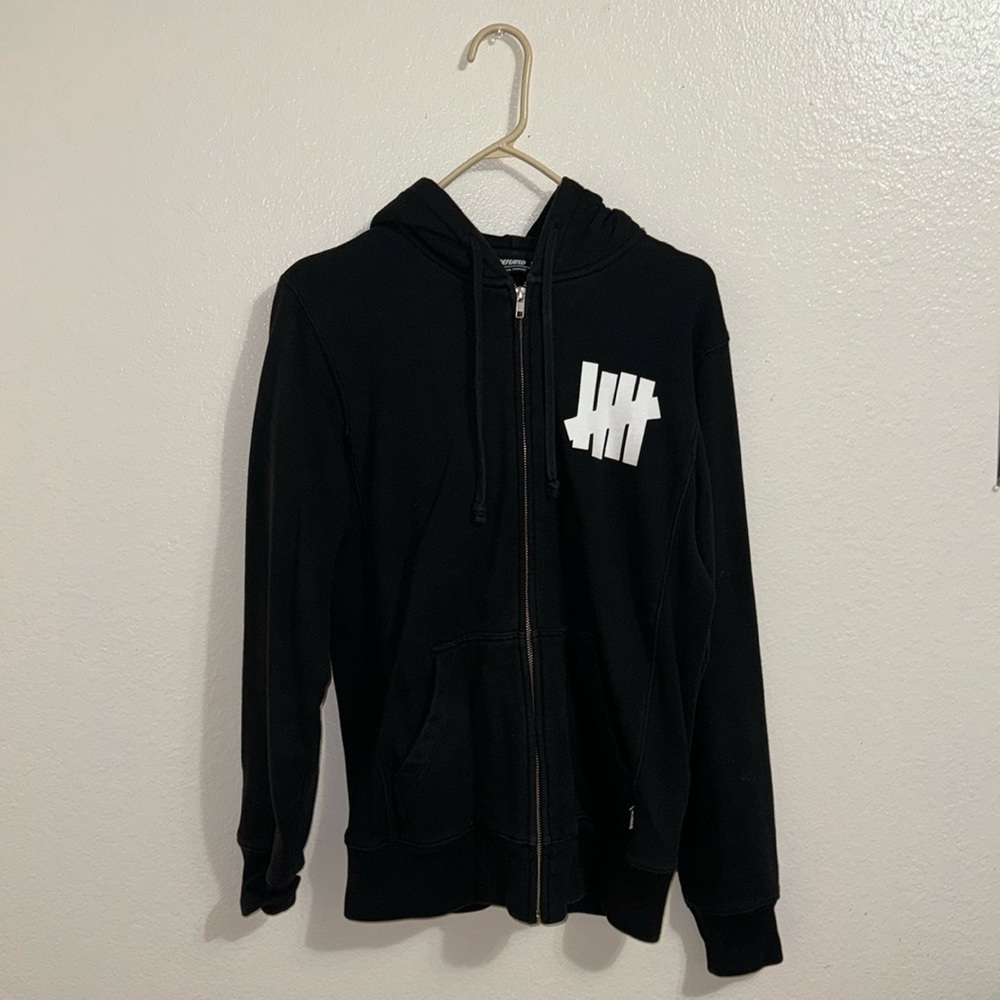 UNDEFEATED ZIP UP JACKET